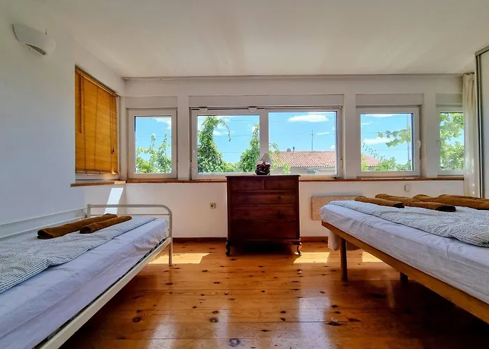 F13 Apartment *